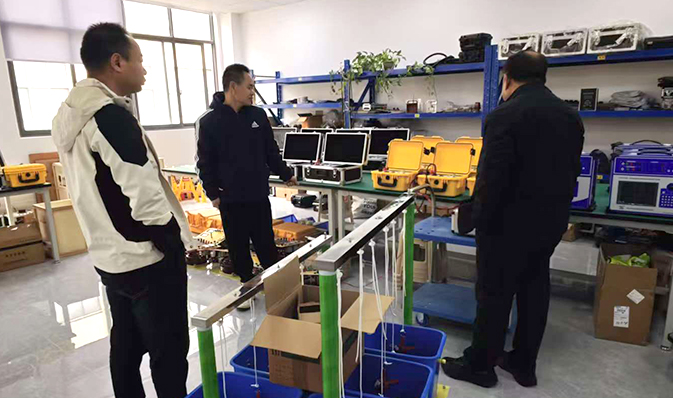 深化交流促合作，元宵佳節(jié)傳喜訊——熱烈歡迎山西客戶蒞臨武漢凱迪正大電氣考察并現(xiàn)場下單